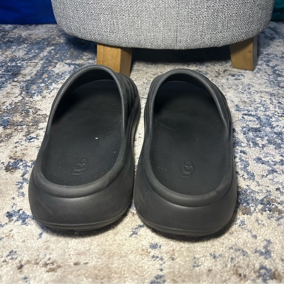 Ugg Sport Yeah Black Rubber Slip-On Sandals Size 10 - Picture 8 of 10